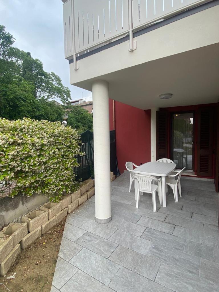 B&B Profumo Di Gelsomino Mombaroccio Exterior foto